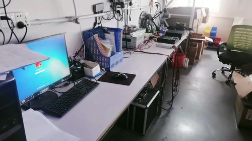 深圳电子厂工作很轻松,就是没有女孩,一个月工资八千块左右